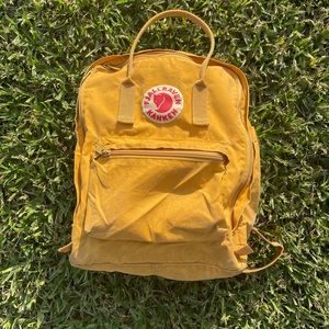 FJALLRAVEN KANKEN Backpack Yellow